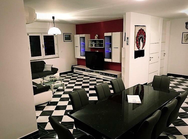 Mundial Apartments Njivice Εξωτερικό φωτογραφία